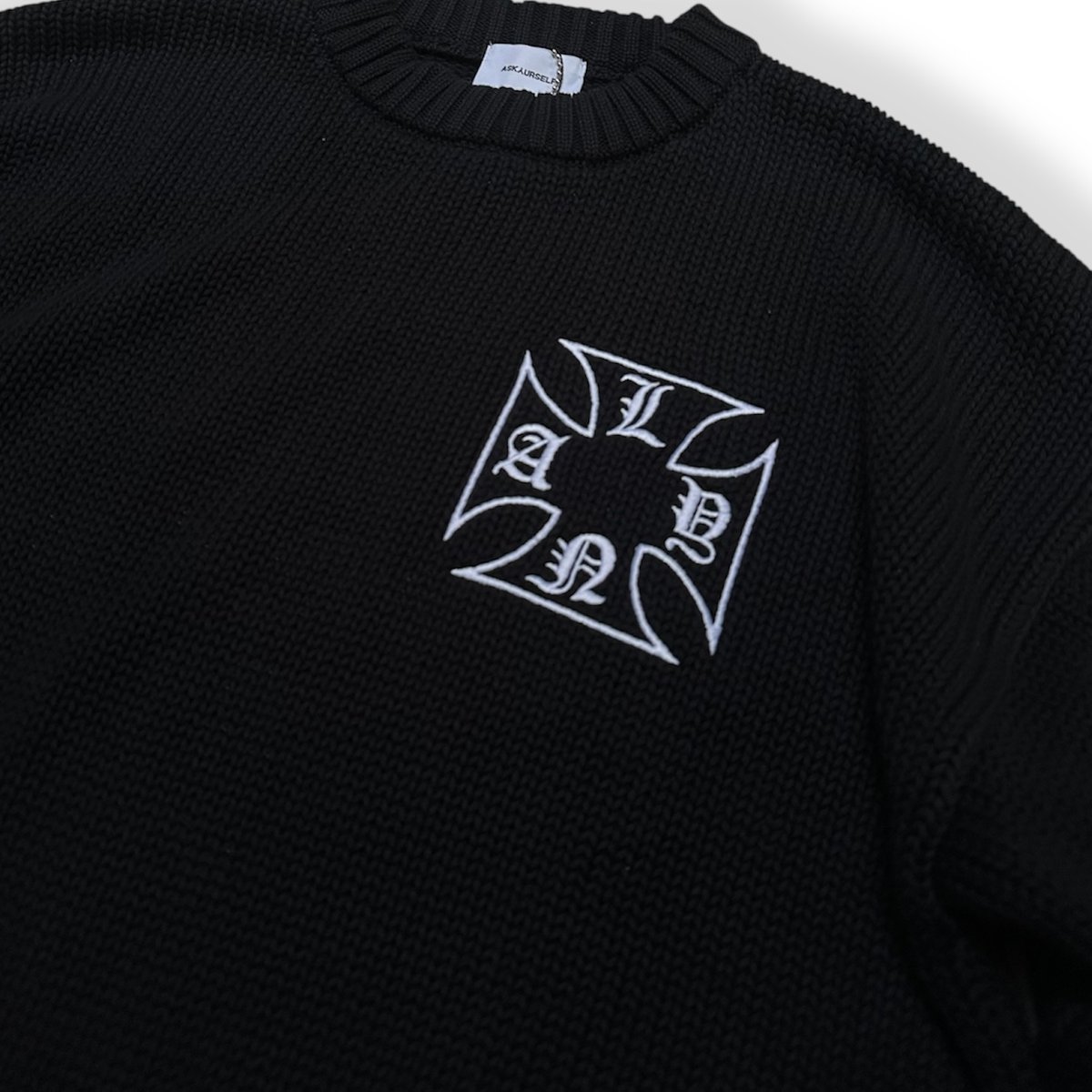 LAST NEST / ASKYUESELF 