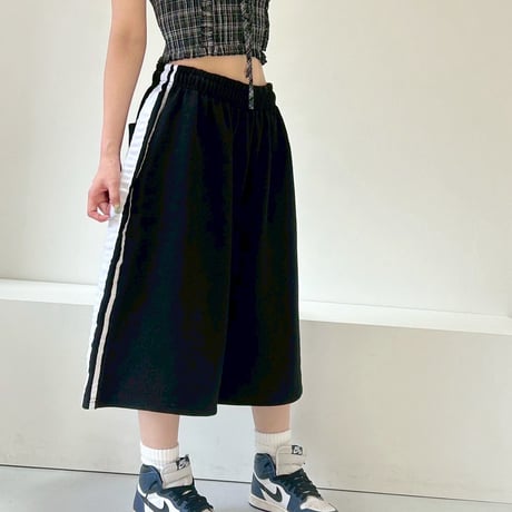 side-stripe oversized bermuda shorts
