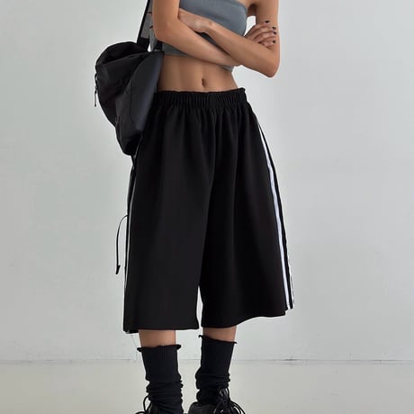 side-stripe oversized bermuda shorts