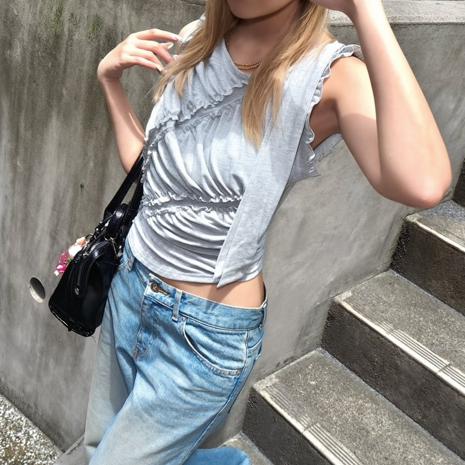 6857f05f51c85ce118cc6b27