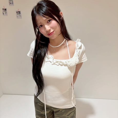 frill round neck rose string top