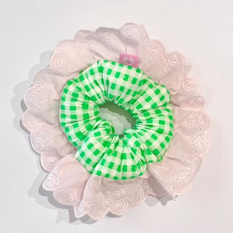 rosée scrunchie܀🌹 .*ﾟ