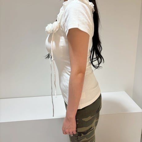 frill round neck rose string top