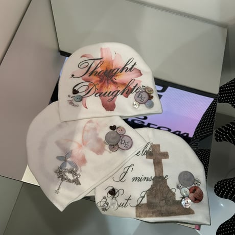 Button beanie 🤍