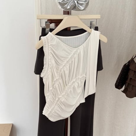 frilled shirring sleeveless top