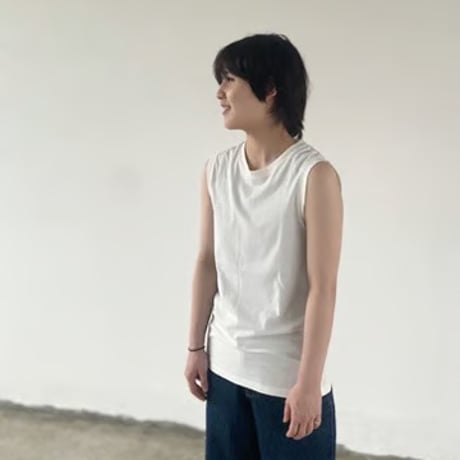 unisex non-sleeve T shirts　３枚セット以上