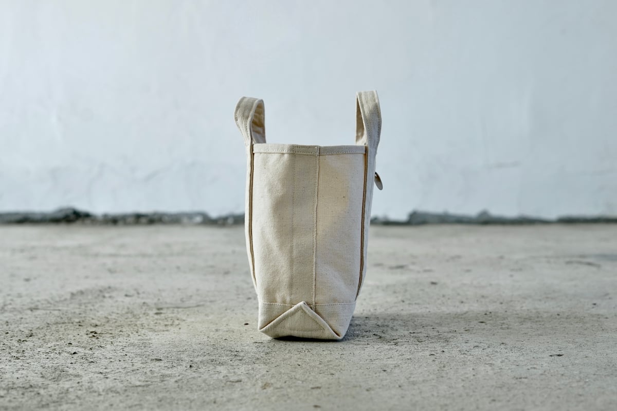 ei-tote 