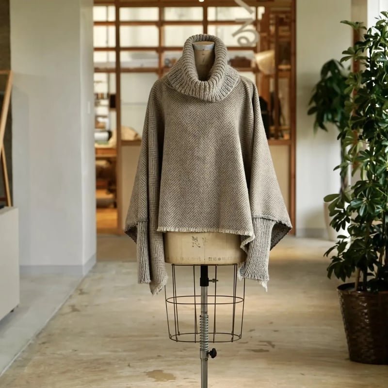 リサイクルウールポンチョ | ei-to