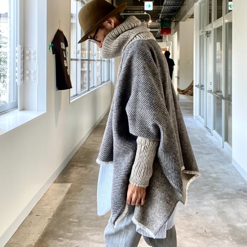 リサイクルウールポンチョ | ei-to