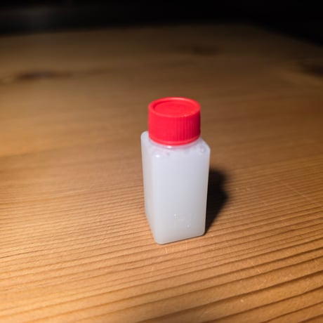 【昆虫標本 防虫剤（液体タイプ）6ml】カツオブシムシ対策・標本保存・劣化防止｜無臭・約6ヶ月持続｜苔丸インテリア