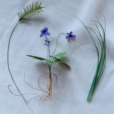 紙でつくる草花・すみれ