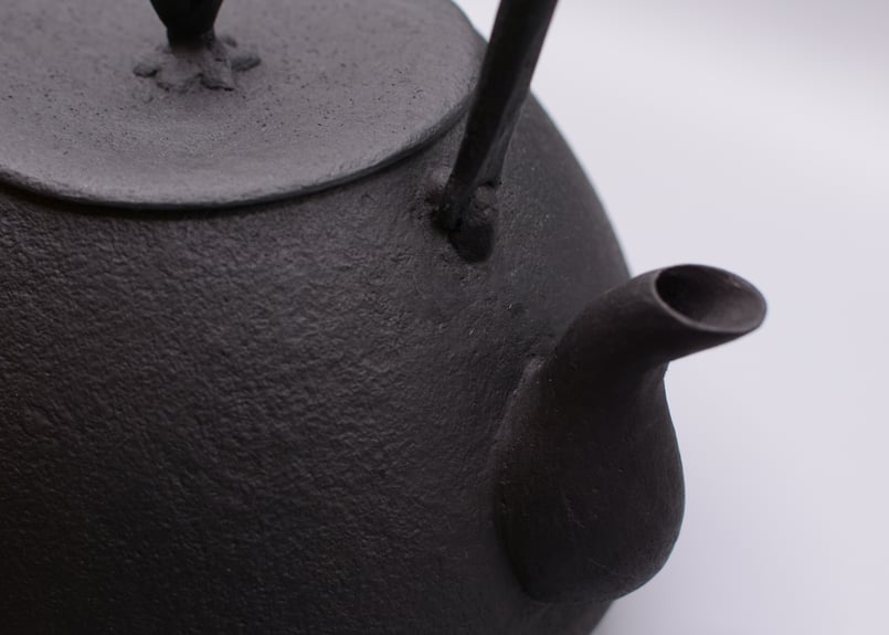 南部鉄器 釜定 鉄瓶 秋の実 | réunir