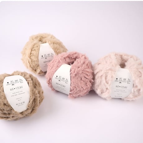 Fake fur yarn (フェイクファーヤーン)