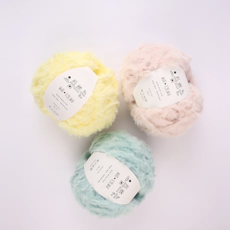 Fake fur yarn (フェイクファーヤーン)