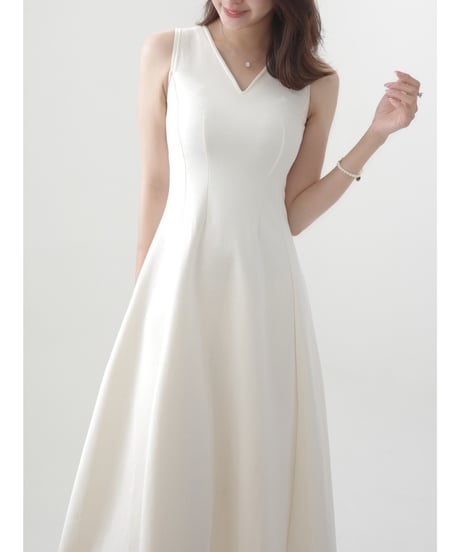 Elegant Flare V-Neck Dress White
