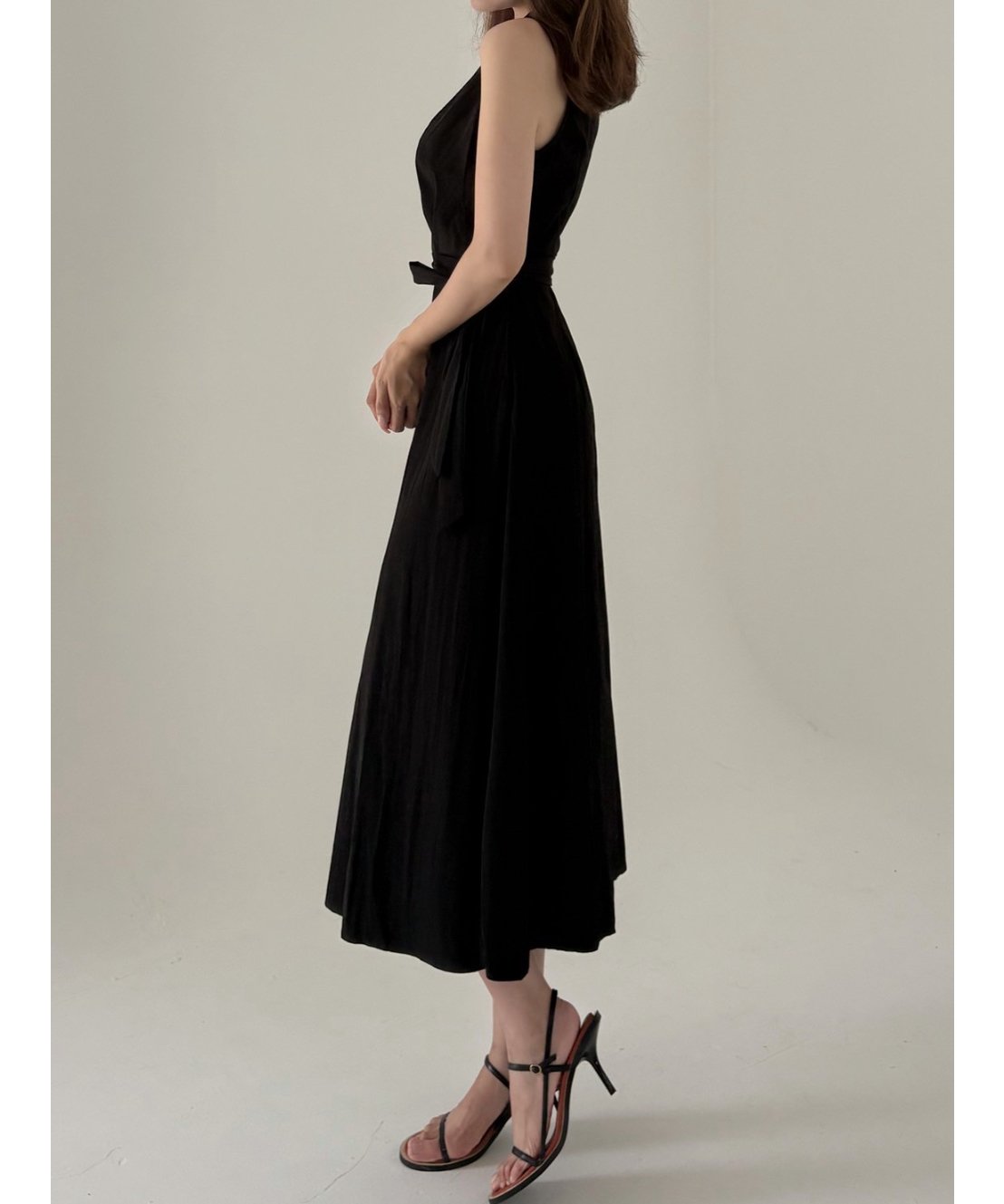 Sleeveless Wrap-Style Flare Dress | BOCHERON