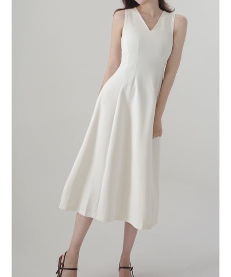 Elegant Flare V-Neck Dress White