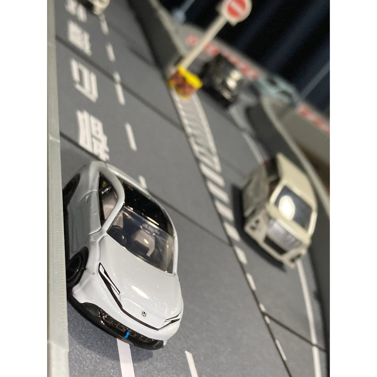 1:64 高速道路 非常駐車帯合流カーブセット | ミニカージオラマの