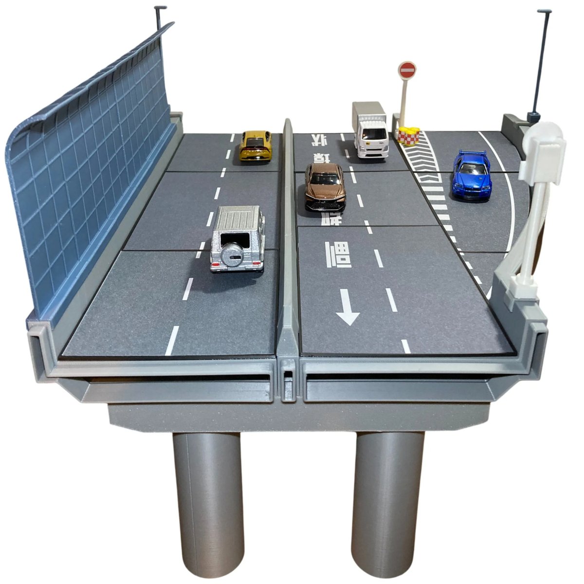 1:64 高速道路 合流基本セット | ミニカージオラマの「ユージン