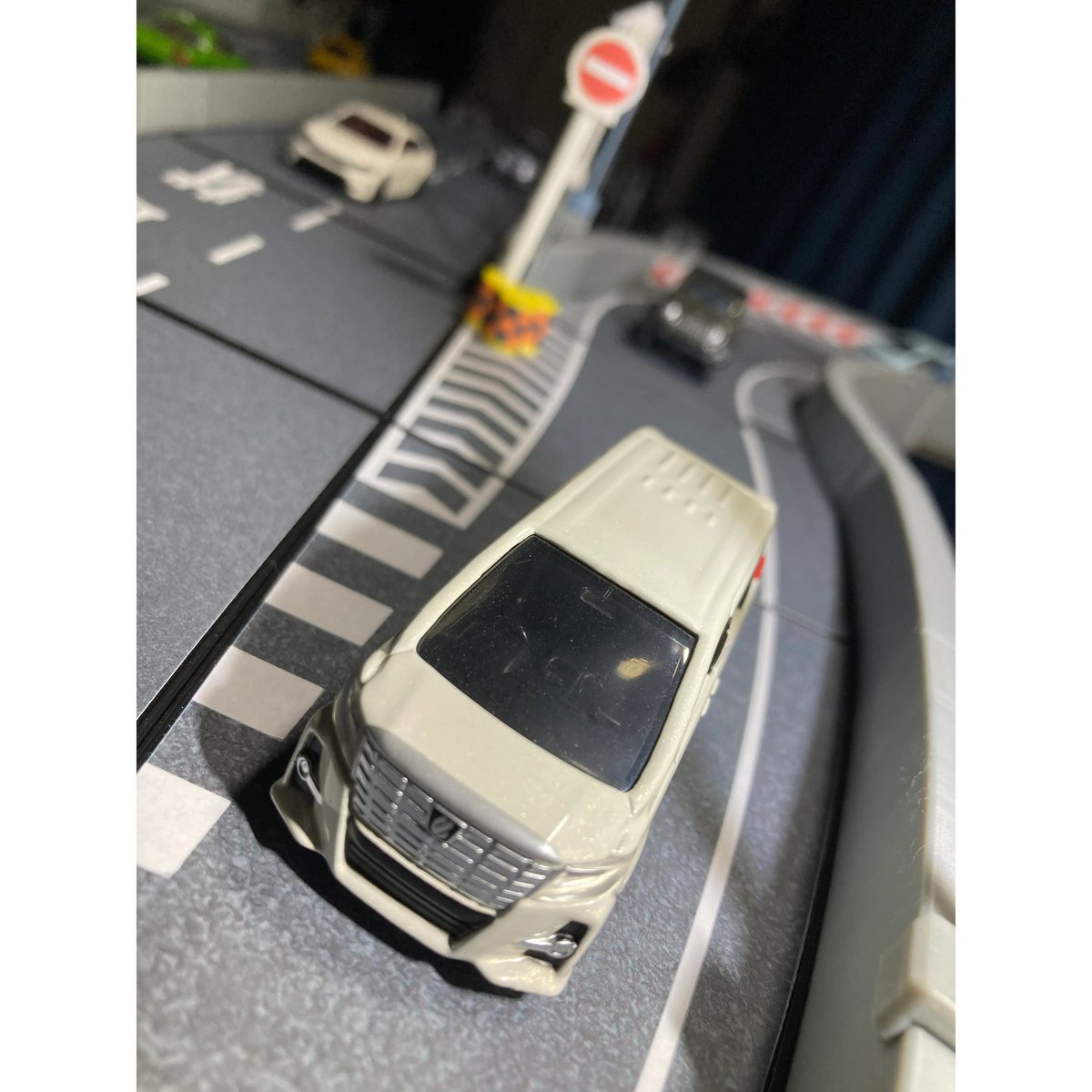 1:64 高速道路 非常駐車帯合流カーブセット | ミニカージオラマの