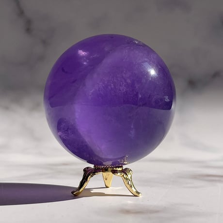 【現品限り】パープルフローライト レインボー入り 丸玉 置き物 ※金台座付き 【メール便不可】 yan15229
