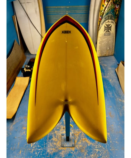 HYDRO FISH  model twin 5'10"x20"x2"7/16"