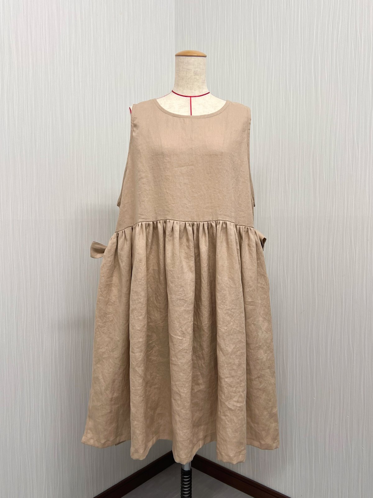 linen gather apron dress” / リネンギャザーエプロンドレス | R