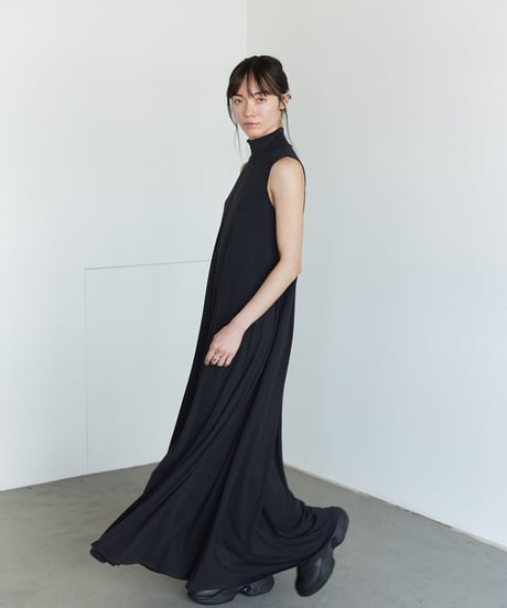 ＜ARCHIVE EDIT＞Floating High-Neck Dress