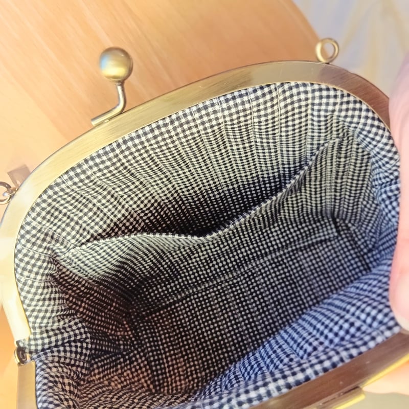 ＊大きなおにぎり型がま口バッグ＊ポケットが可愛いがま口バッグ　ショルダー付き 絶品おにぎりの大きながま口ショルダーバッグ 白米 - Mizuitama