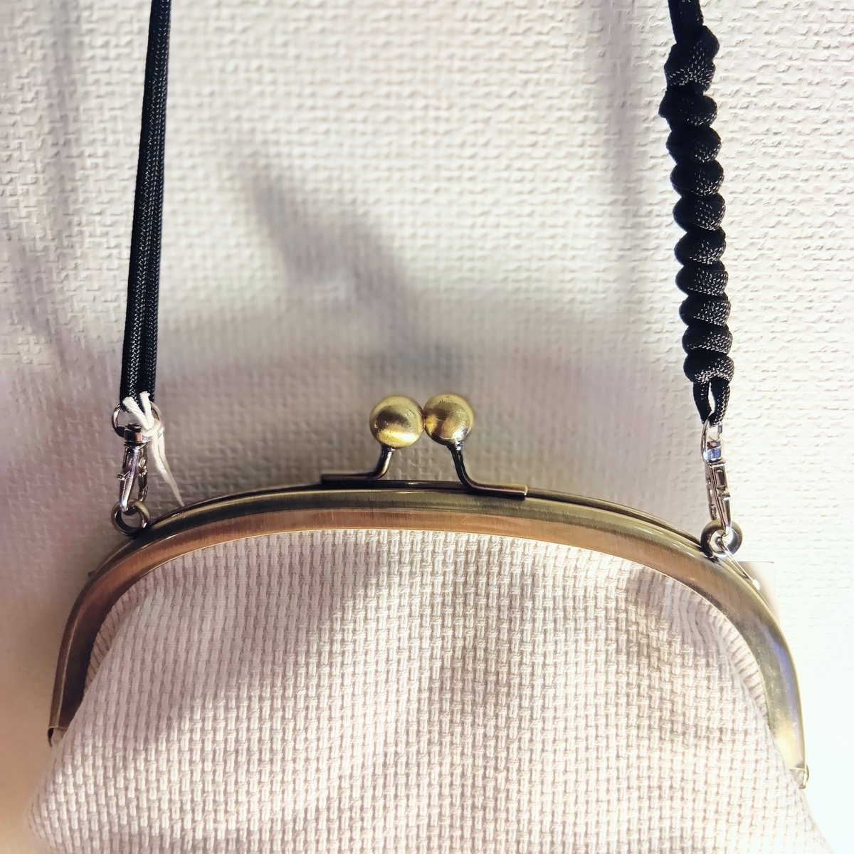 ＊大きなおにぎり型がま口バッグ＊ポケットが可愛いがま口バッグ　ショルダー付き 絶品おにぎり 大きながま口ショルダーバッグ 白米 ショルダー