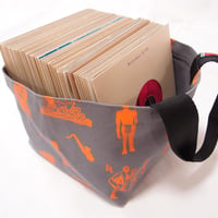 7 INCH BOX TOTE