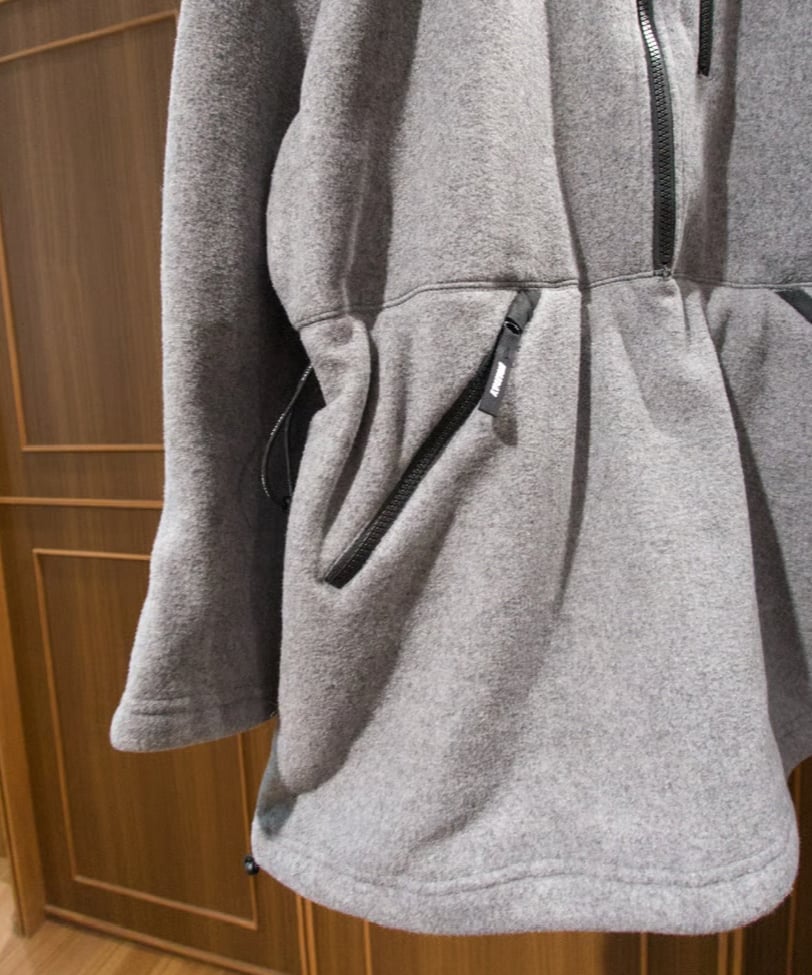 HOLIDAY. / CLASSIC FLEECE ANORAK DRESS | JURK M