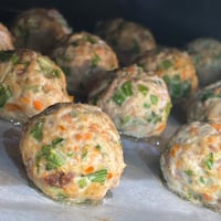 鶏胸肉と砂肝のミートボール