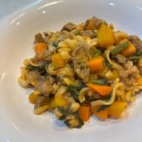 牛もも肉と野菜のトマトパスタ