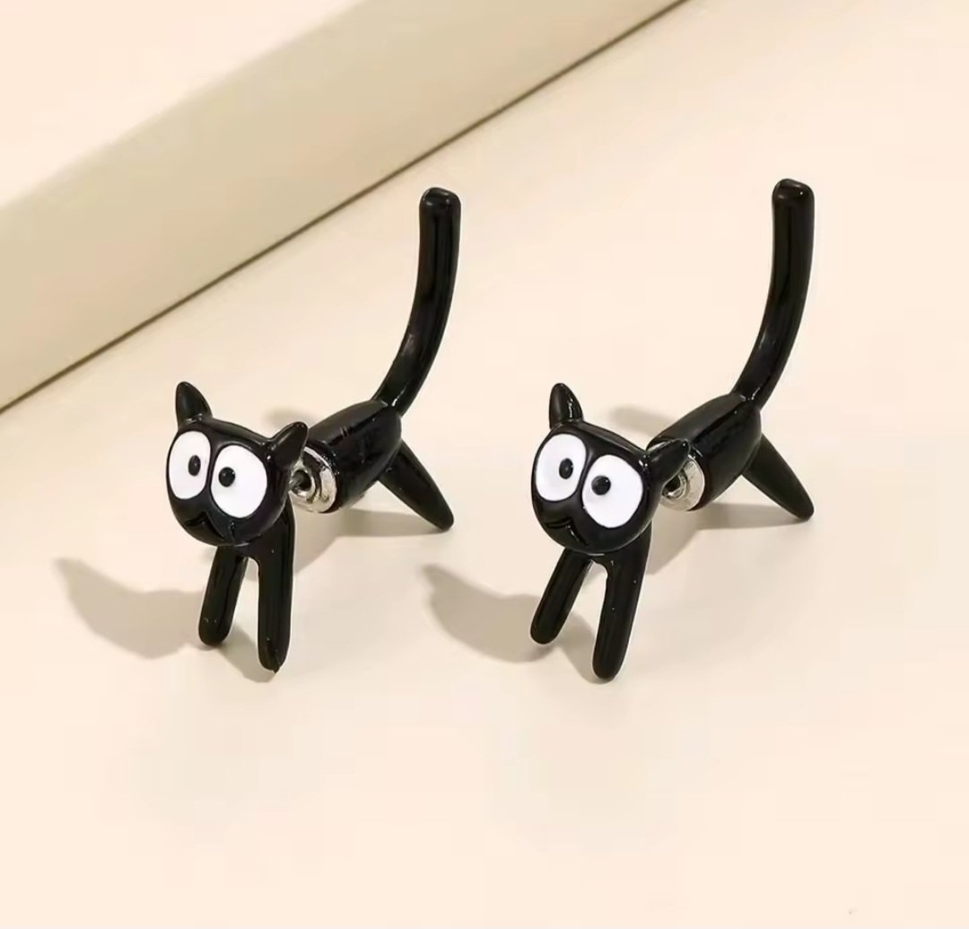 N0010K 可愛い黒猫デザインのピアス | りさいくる&雑貨のお店 Sea.pony