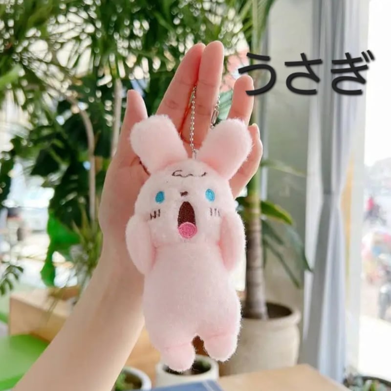 サーキュウーラちゃんの笑顔ぬいぐるみとキーホルダーとピンバッジ サーキュウーラちゃんの笑顔ぬいぐるみとキーホルダーとピンバッジ