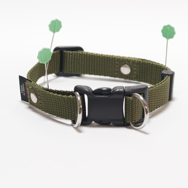 (新品未使用)クリストフル 首輪 プレゼント◎ SHINE Collar首輪 【カラフルシルバー 】(セレブリティードッグ