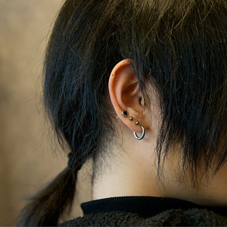 BLACK COREピアス《送料無料》