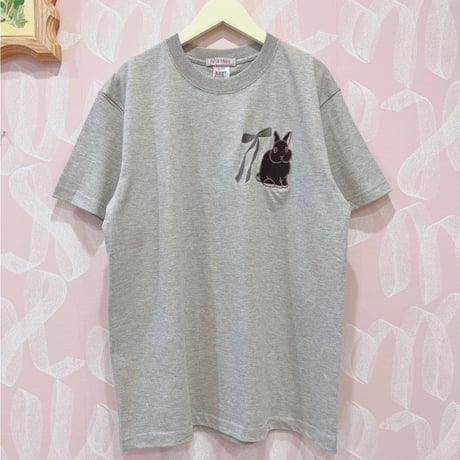 ラビット刺繍Tシャツ(ワンポイント刺繍)