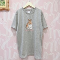 ラビット刺繍Tシャツ(大きめ刺繍)