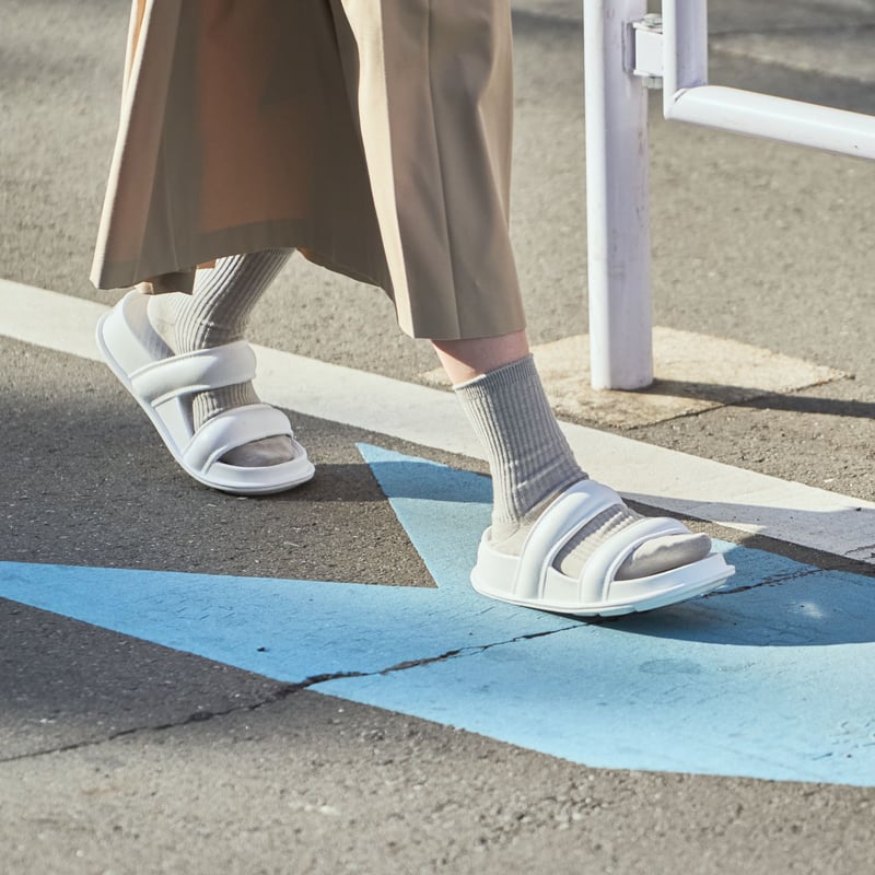 【Sandylala】 Double Strap Sandals<White> | CARIGA(カリガ) 公式オンラ