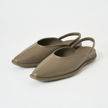 Flat Shoes<Beige>