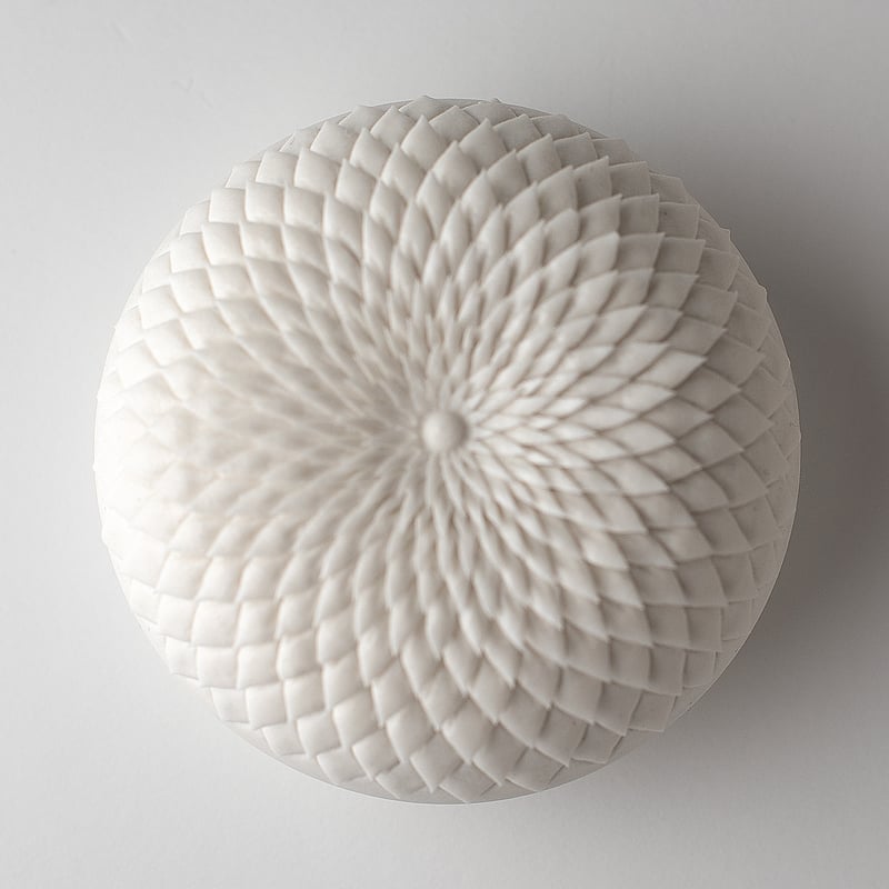 高円宮典子様のボンボニエール 豊かな造形美 菓子器「ボンボニエール」 [写真特集5/15] | 毎日新聞