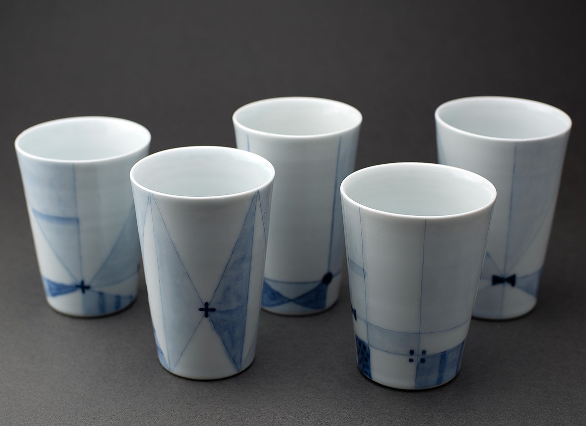 線象嵌染付 フリーカップ 柴田良三 作 | Life with Kogei 暮らしに工芸を