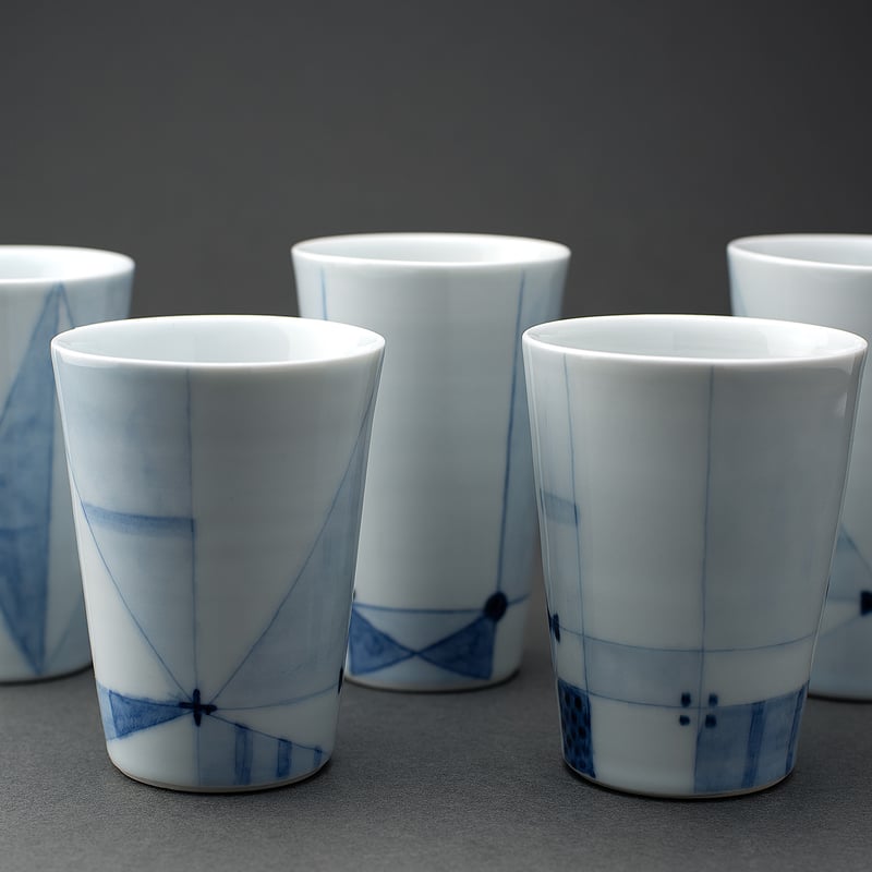 線象嵌染付 フリーカップ 柴田良三 作 | Life with Kogei 暮らしに工芸を