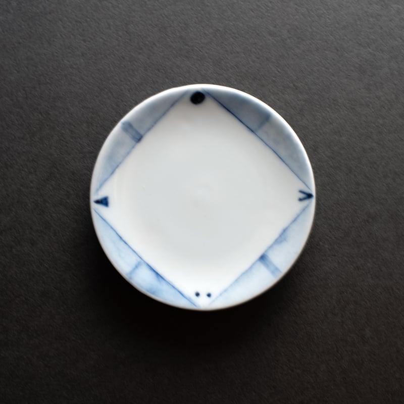線象嵌染付豆皿（5客組） 柴田良三 作 | Life with Kogei 暮らしに工芸を