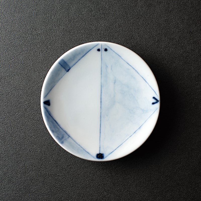 線象嵌染付豆皿（5客組） 柴田良三 作 | Life with Kogei 暮らしに工芸を