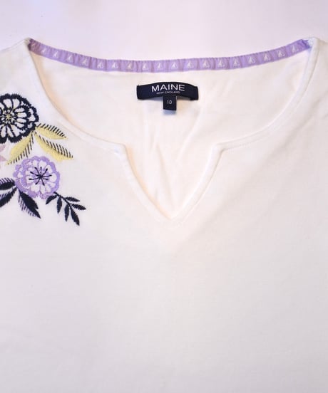 flower embroidered top