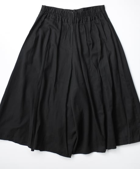 pleated jorts