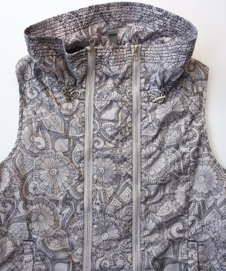 floral patterned zip vest
